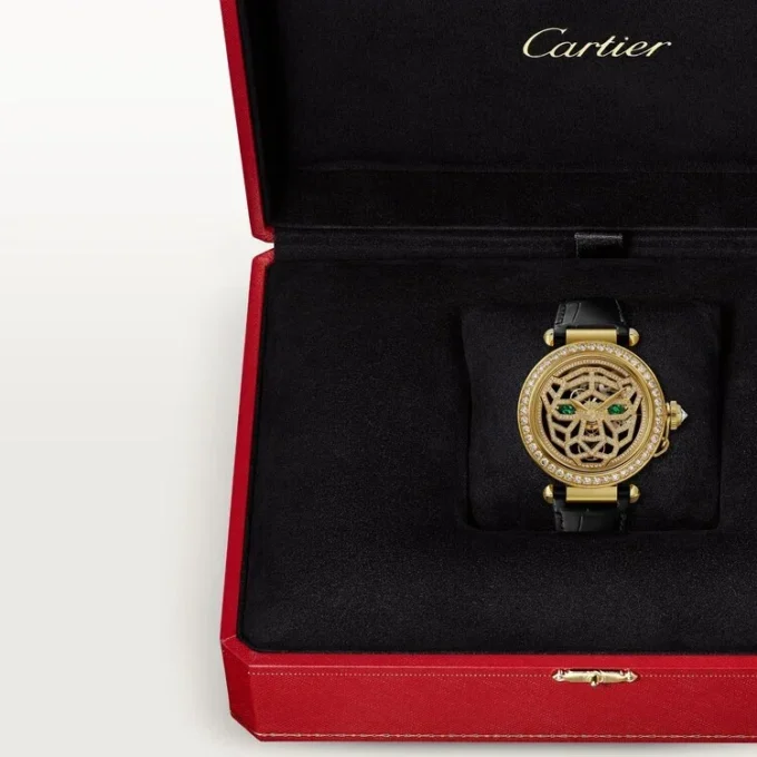 Alte ceasuri Panthere Jewelry – 41 mm, mecanism mecanic cu înfășurare manuală, aur galben de 18K, diamante, curele de piele interschimbabile – Cartier