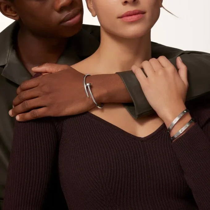 Brățară Love, model clasic, finisaj periat, 4 diamante
