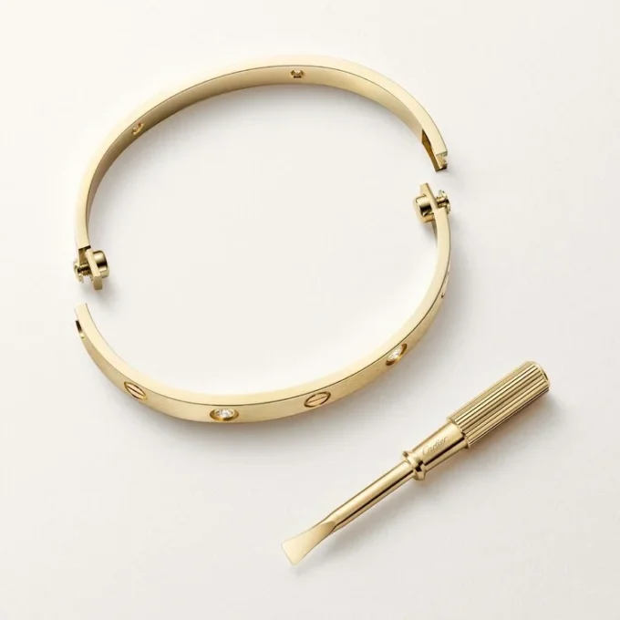 Brățară Love, model clasic, finisaj periat, 4 diamante