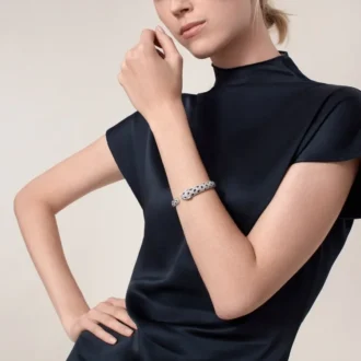 Brățară Panthere De Cartier, model mediu, pavată