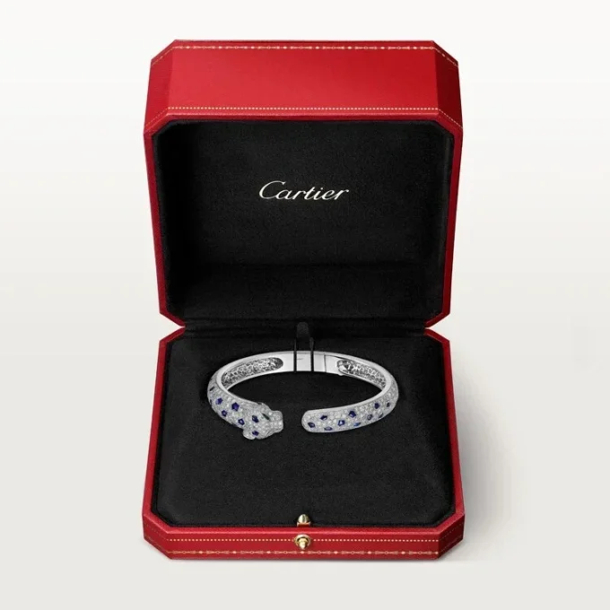 Brățară Panthere De Cartier, model mediu, pavată