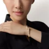 Brățară Panthere De Cartier, model mic, semi-pavată