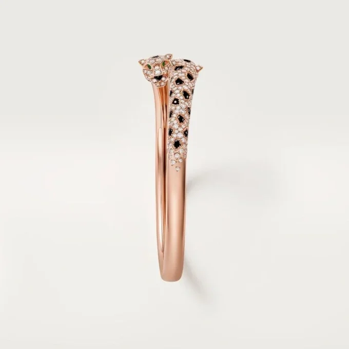 Brățară Panthere De Cartier, model mic, semi-pavată