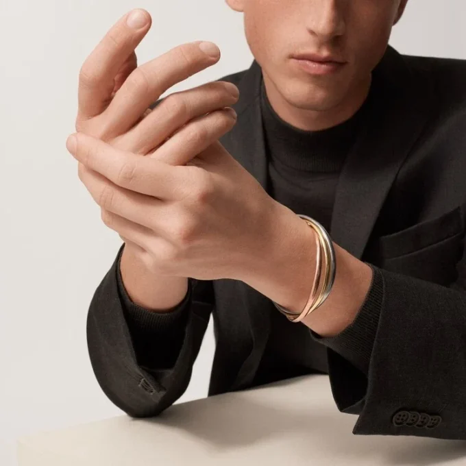 Brățară Trinity din aur tricolor, model clasic | Cartier Us