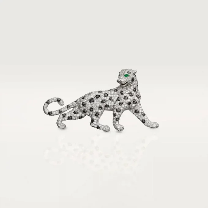 Broșă Panthere De Cartier – Aur alb, smaralde, onix, diamante – Cartier Broșă Panthere De Cartier – Aur alb, smaralde, onix, diamante – Cartier