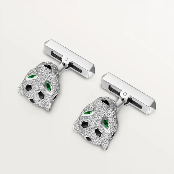 Butoni Panthere De Cartier – Aur alb rodiat, diamante, smaralde, onix – Cartier