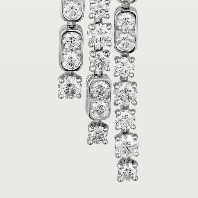 Cercei din colecția Diamond, diamante
