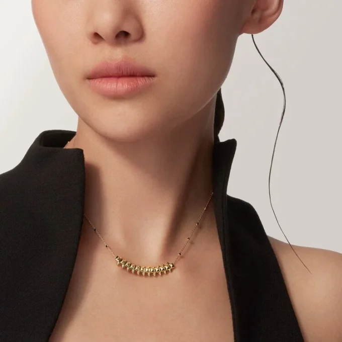 Colier Clash De Cartier, model mediu