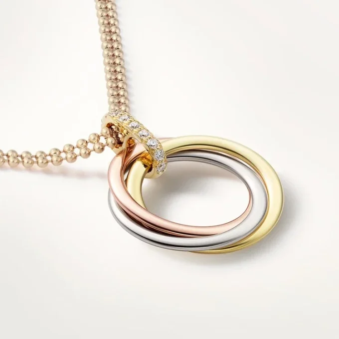 Colier cu lanț Trinity cu diamante din aur tricolor | Cartier Us