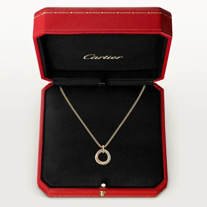 Colier cu lanț Trinity cu diamante din aur tricolor | Cartier Us
