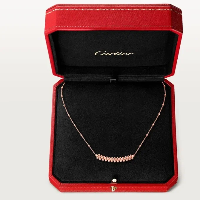 Colier cu pandantiv Clash De Cartier – Aur roz, mic | Cartier Us