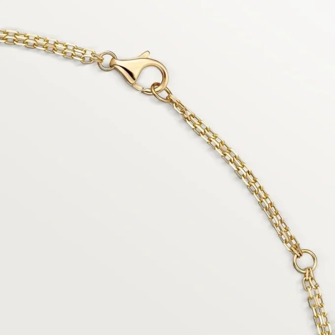 Colier cu pandantiv Love Diamond, aur galben | Cartier Us