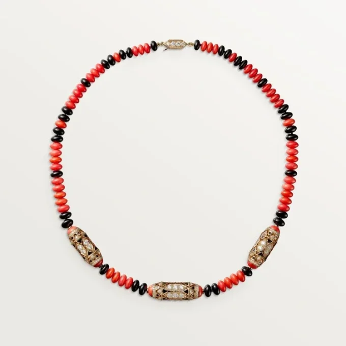 Colier de înaltă bijuterie – Aur roz, Coral, Onyx, Lac negru, Diamante – Cartier