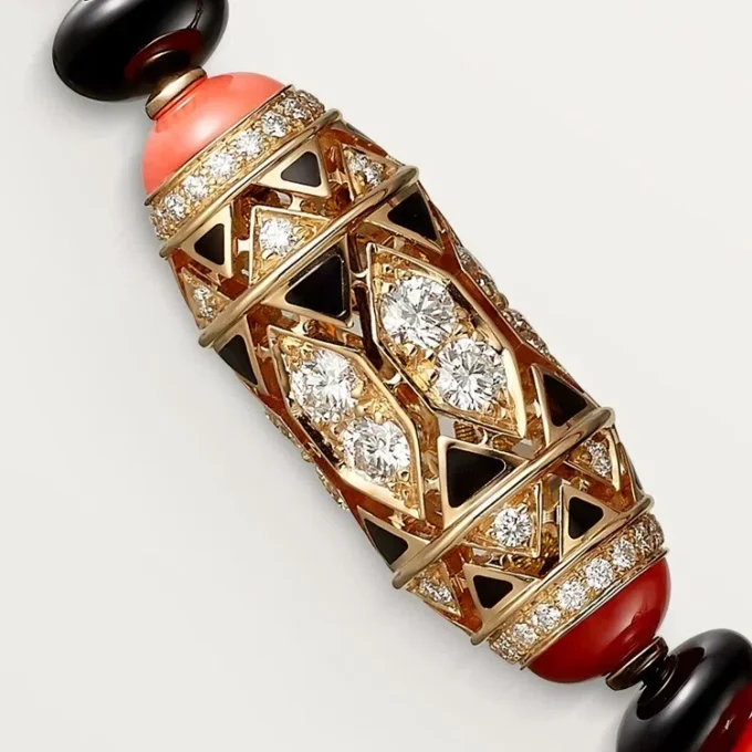 Colier de înaltă bijuterie – Aur roz, Coral, Onyx, Lac negru, Diamante – Cartier