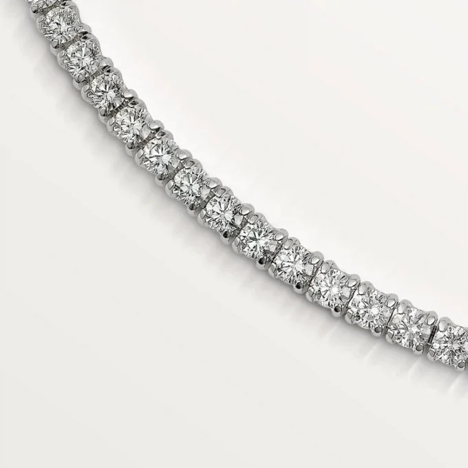 Colier Essential Lines – Aur alb, Diamante – Cartier