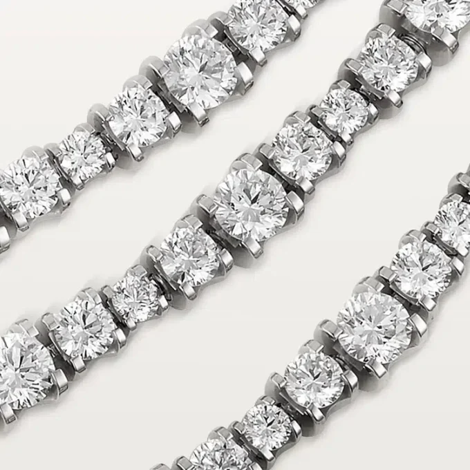 Colier Essential Lines – Aur alb, Diamante – Cartier