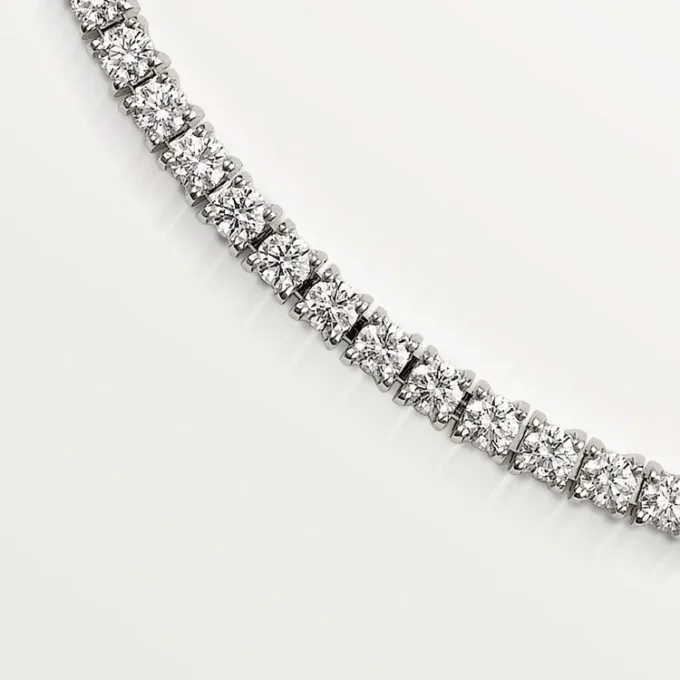 Colier Essential Lines – Aur alb, Diamante – Cartier