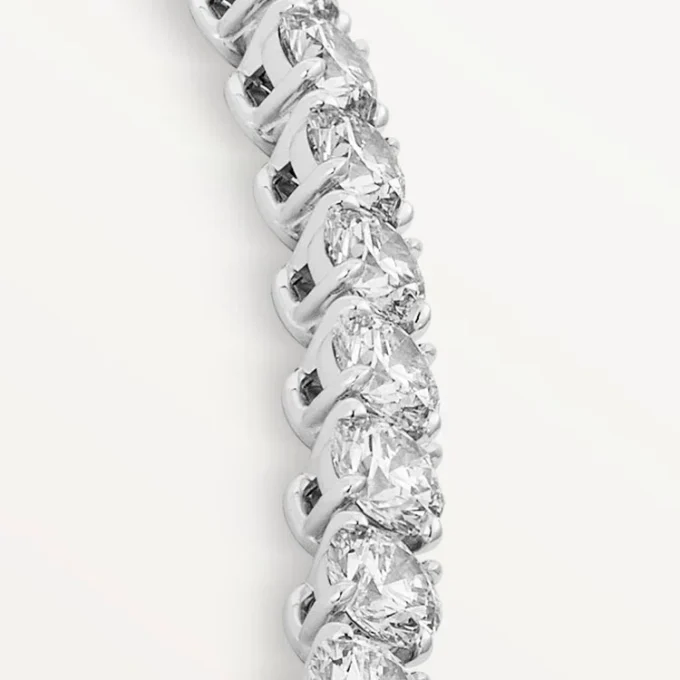 Colier Lignes Essentielles, diamante tăiate în stil briliant