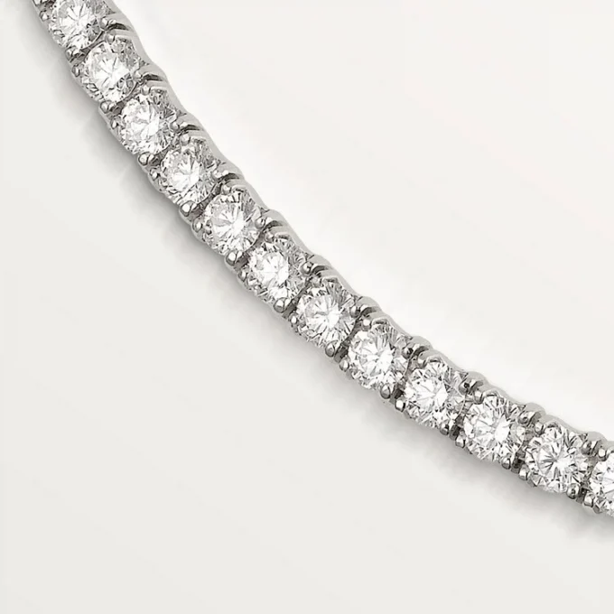 Colier Lignes Essentielles, diamante tăiate în stil briliant