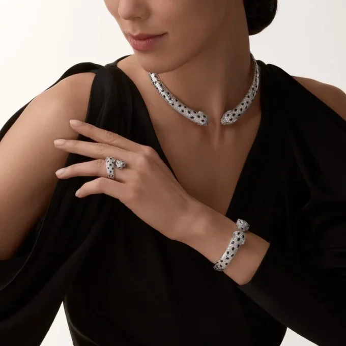 Colier Panthere De Cartier