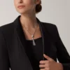 Colier Panthere De Cartier – Aur alb, lac negru, smaralde, onix, diamante – Cartier