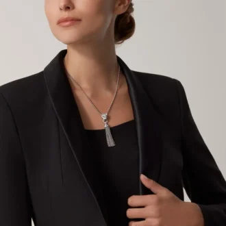 Colier Panthere De Cartier – Aur alb, lac negru, smaralde, onix, diamante – Cartier