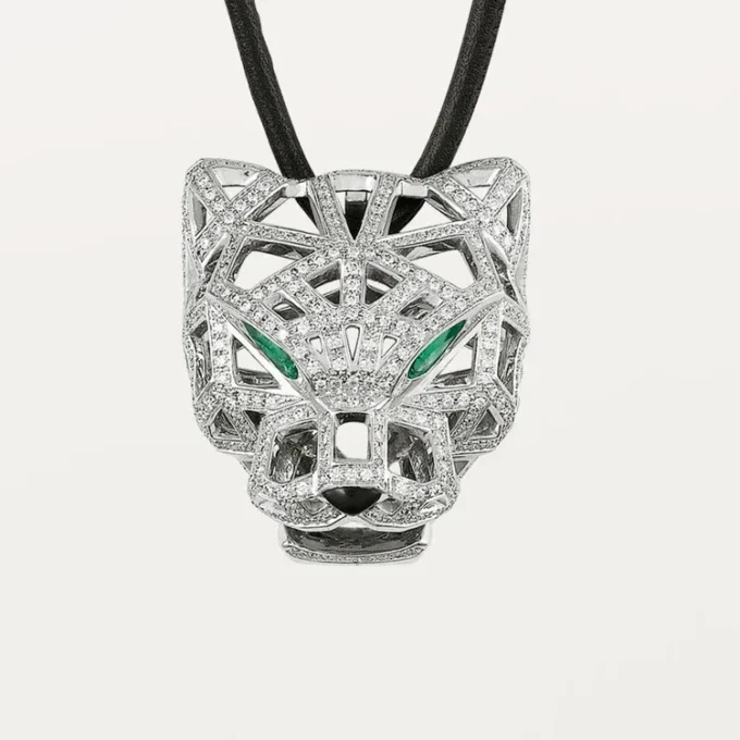 Colier Panthere De Cartier – Aur alb, smaralde, diamante, onix – Cartier