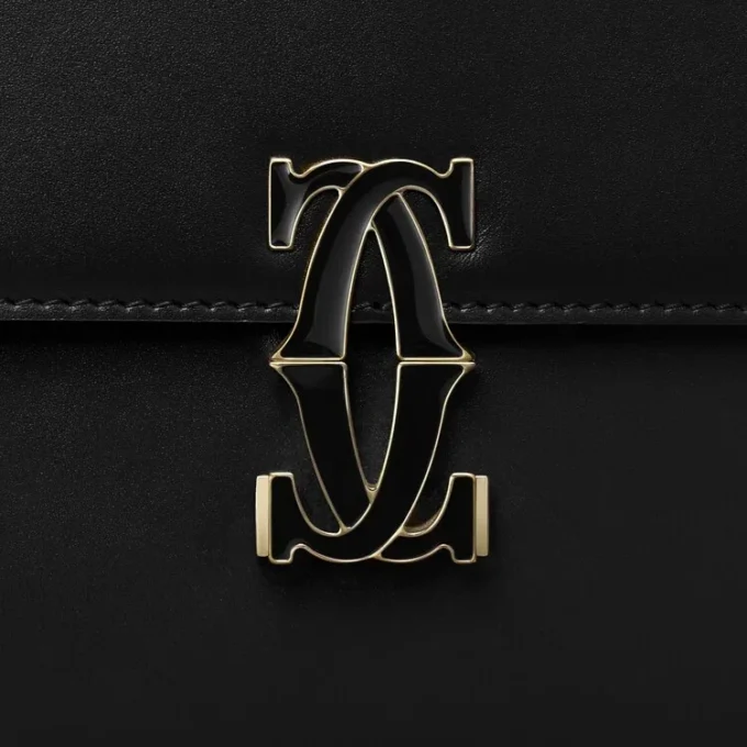 Geantă de umăr, Mini, Double C De Cartier – Piele de vițel neagră, finisaj auriu și email negru – Cartier
