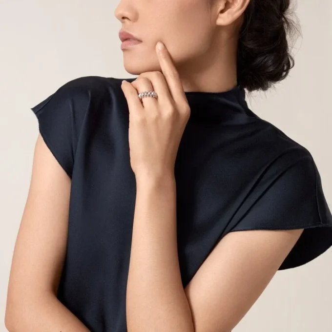Inel Clash De Cartier – Aur alb, model mediu | Cartier Us