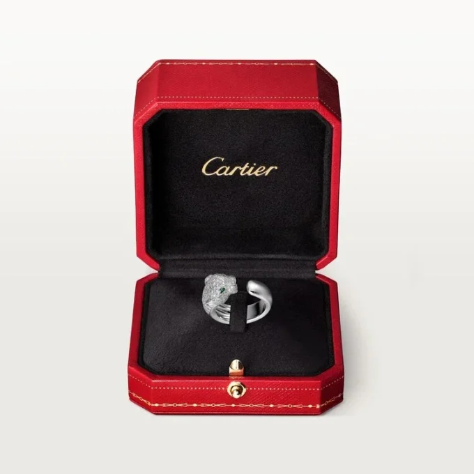 Inel cu diamante Panthere De Cartier, aur alb | Cartier Us