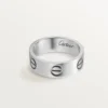 Inel Love – Aur alb, model clasic | Cartier Us