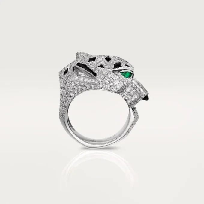 Inel Panthere De Cartier – Aur alb, diamante, smaralde, onix – Cartier