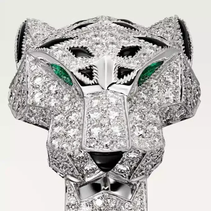 Inel Panthere De Cartier – Aur alb, diamante, smaralde, onix – Cartier