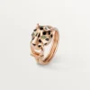 Inel Panthere De Cartier – Aur roz, granate tsavorite, onix, lac negru, diamante – Cartier