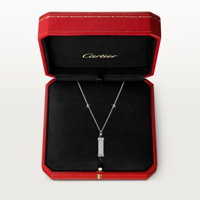Pandantiv Les Berlingots De Cartier, pavat