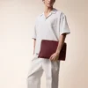 Portofoliu, Must De Cartier – Piele de vițel burgundă, finisaj auriu – Cartier