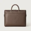 Servietă, Must