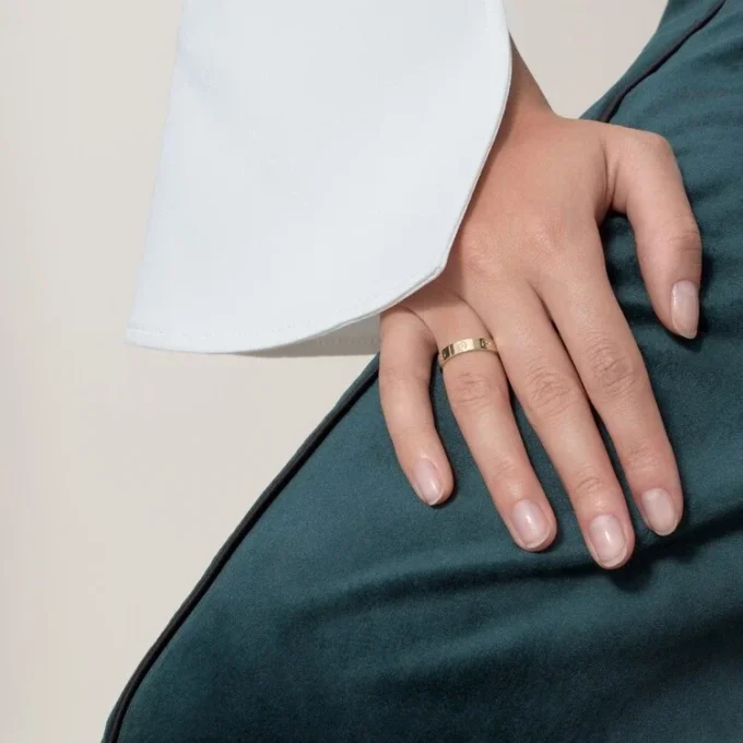 Verigheta Love din aur galben, model mic | Cartier Us